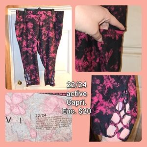 Livi Active Pink and Black Capri Joggers